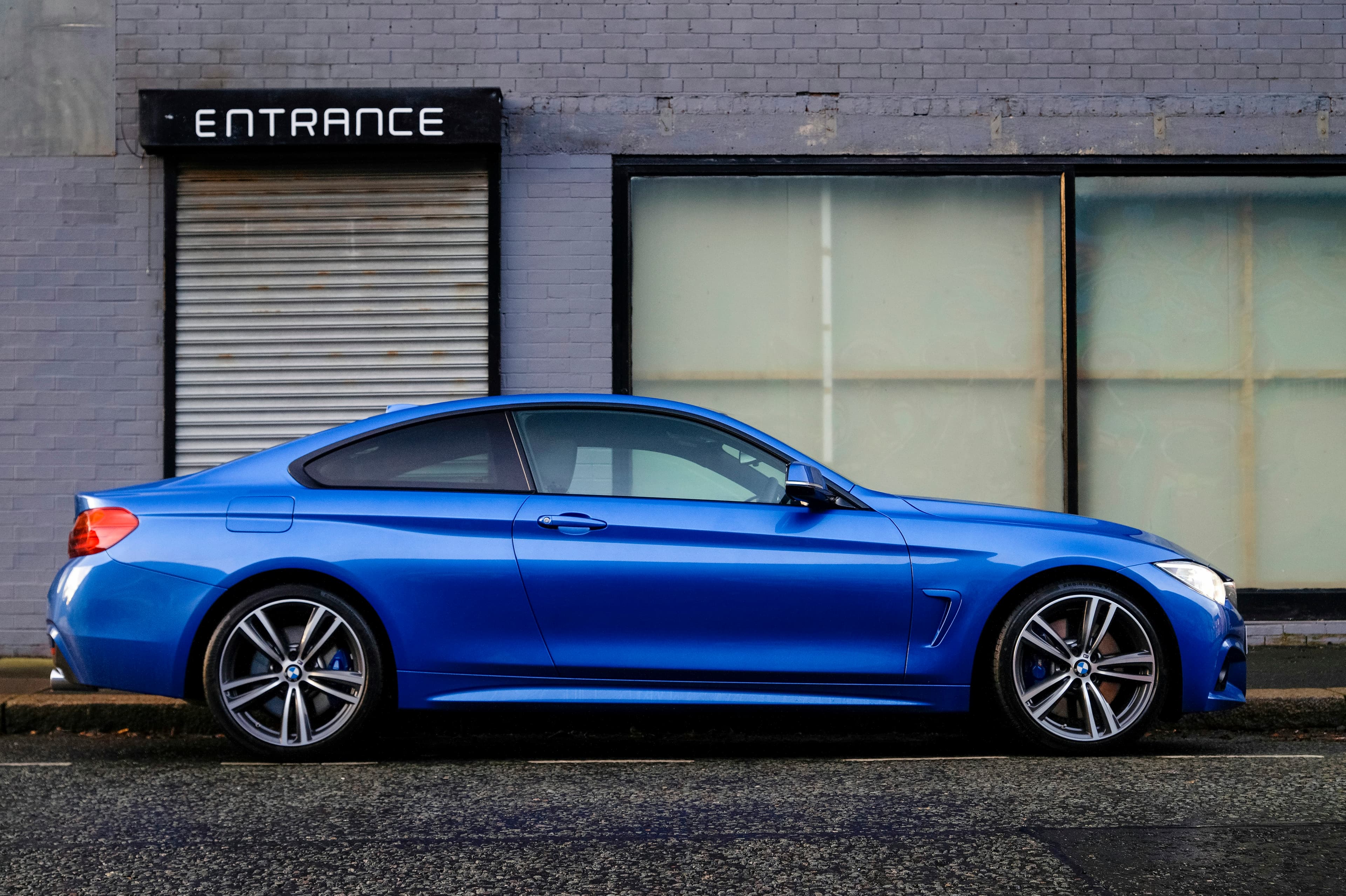 BMW 320i 2020 — նկար 3